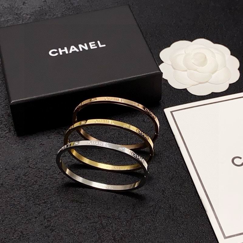 Chanel Bracelet 12yxx62